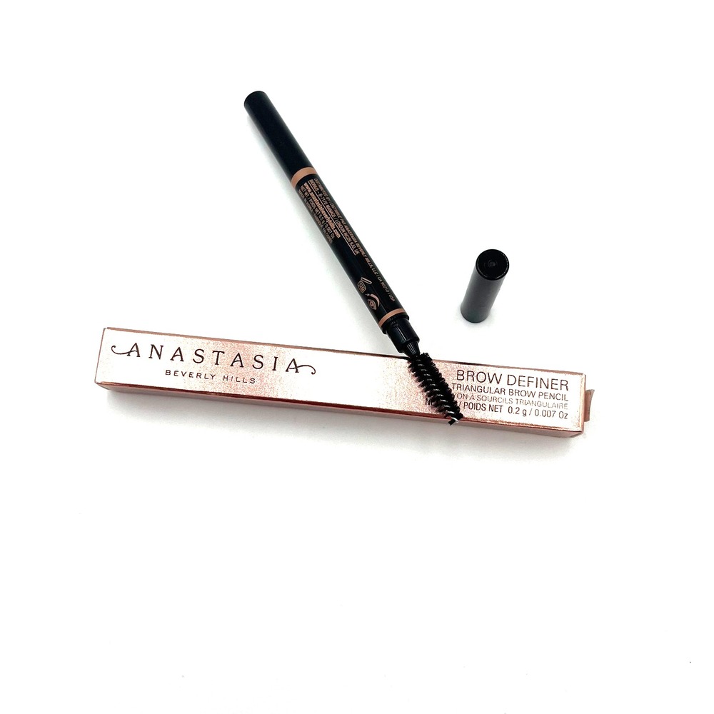 Anastasia‎ Beverly Hills Brow Definer Triangular Brow Pencil Auburn 0.2g/0.007oz - Picture 3 of 3